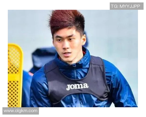 深圳队吴少聪展现出色表现助力球队争冠之路的精彩瞬间