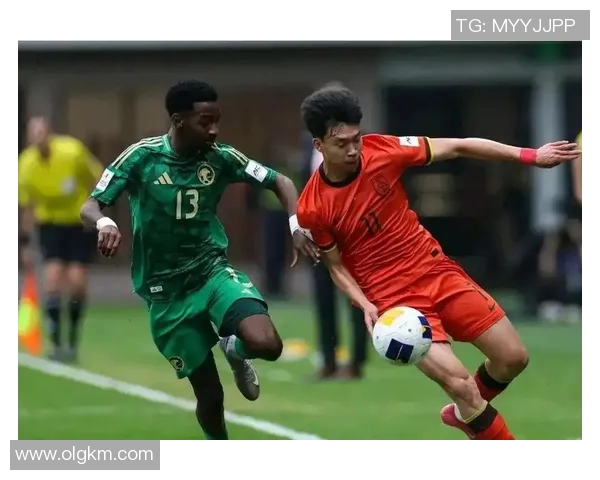 国安阿不都海米提：从青训新星到中超赛场的闪耀之路