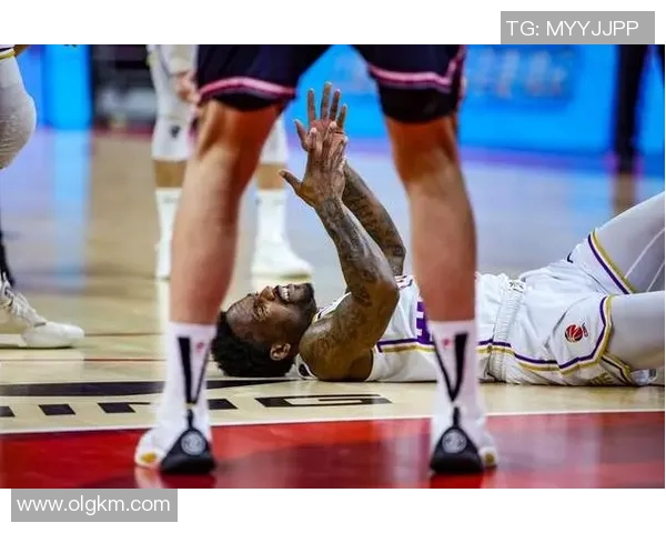 广东华南虎球星受伤，球队备战面临严峻考验