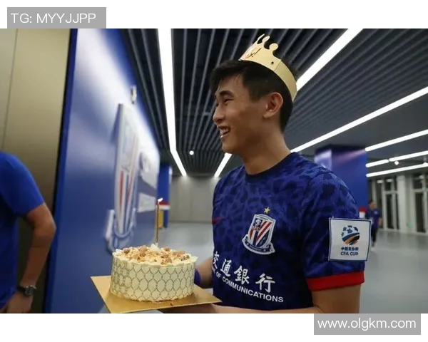 亚冠精英联赛中戴伟浚的精彩表现与未来发展潜力分析