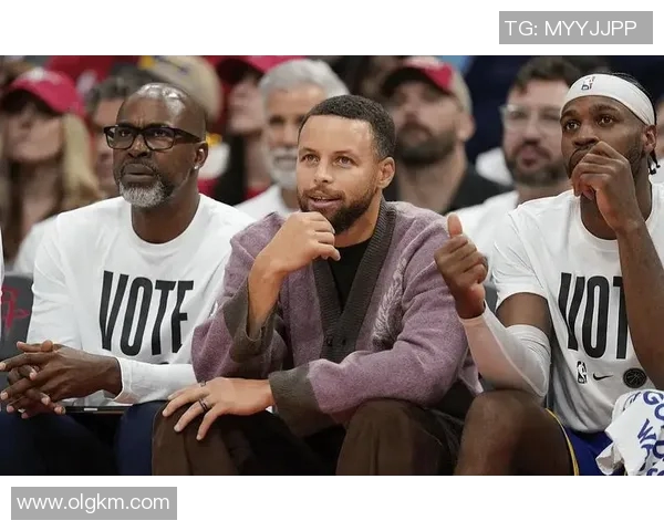 勇士队大胜火箭独行侠，库里表现出色成焦点球员