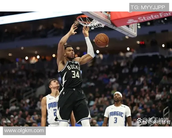 雄鹿队主场大胜以3-1领先势不可挡